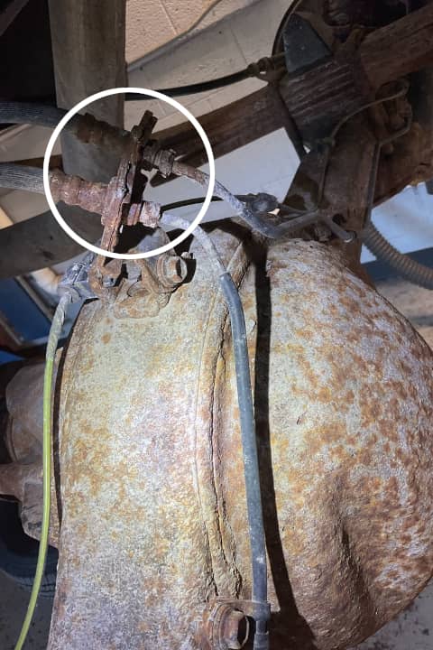 Toyota Tundra rusted brake lines