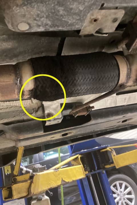 2014 Jeep Cherokee failed exhaust flex pipe